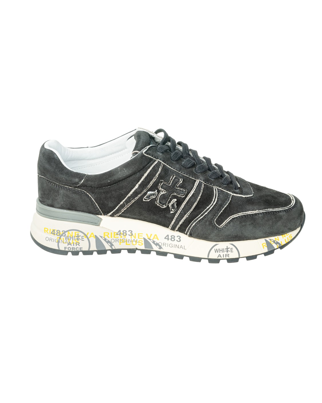 shop PREMIATA Saldi Scarpe: Premiata sneakers 'Lander' variante 5534 in pelle di vitello scamosciata.
Logo Premiata.
Altezza suola 3 cm.
Composizione: 100% pelle di vitello.
Composizione suola: 65% EVA 5% TPU 30% gomma.
Fabbricato in Vietnam.. LANDER-5534 number 2196640